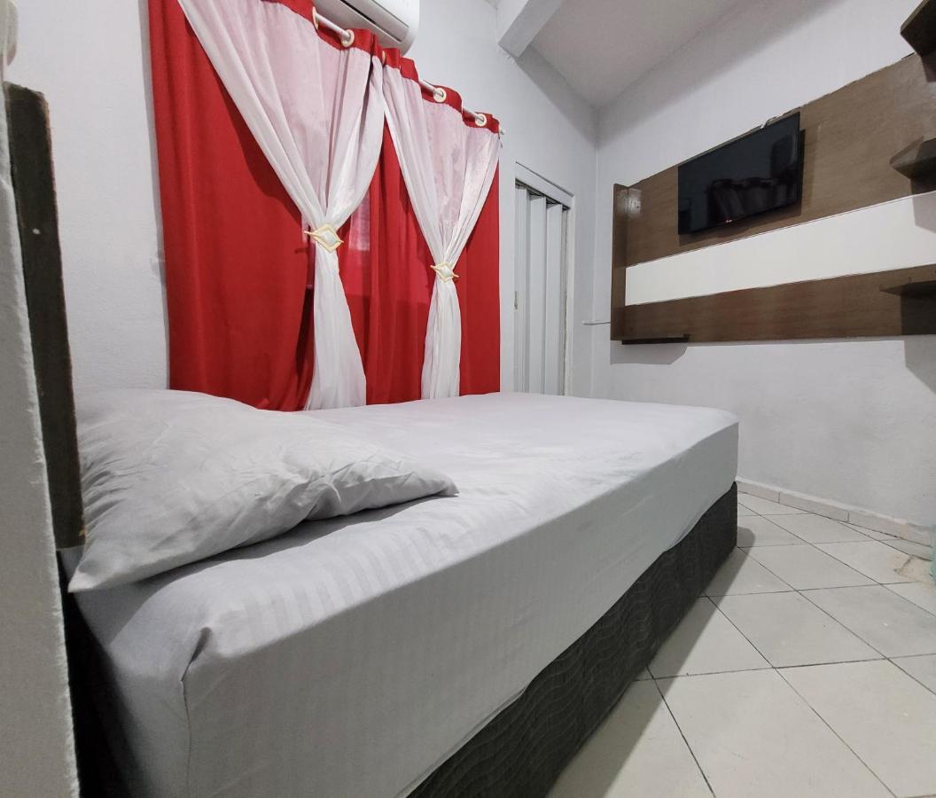 Hostel Sion - Apartamentos Itanhaém エクステリア 写真